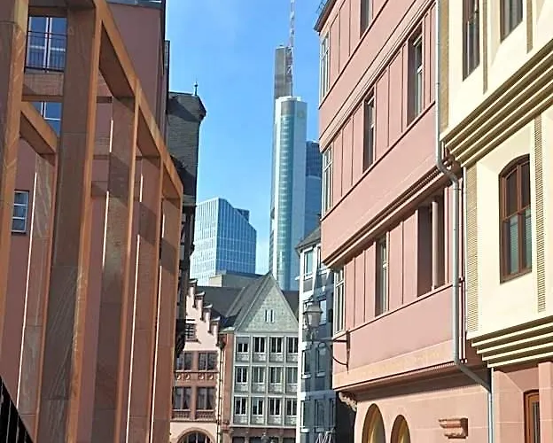 Bed & Breakfast Frankfurt 3*