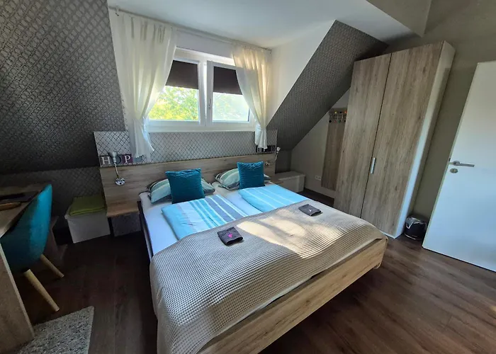 Frankfurt Bed & Breakfast 3*